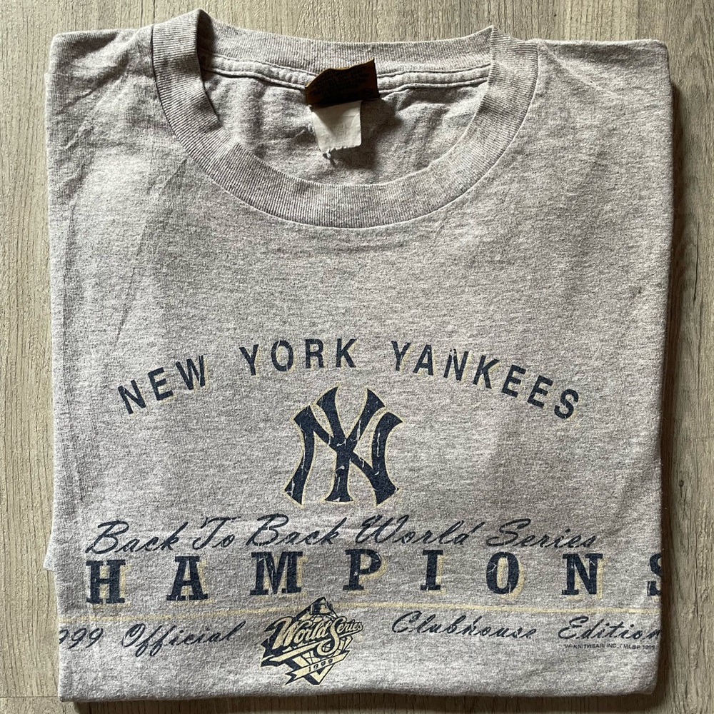 1999 BACK TO BACK WORLD SERIES NEW YORK YANKEES T SHIRT NUTMEG TAG SIZE LARGE